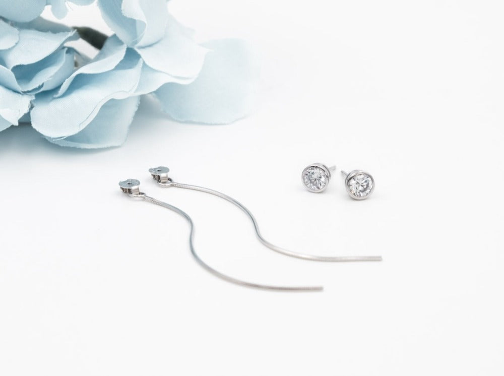 Embracer Silvery Earring Set